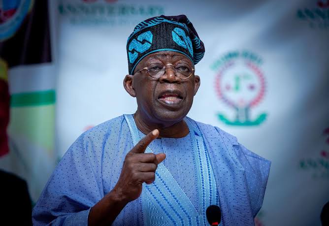 You are currently viewing At Ministerial Retreat, Tinubu pledges to honour Buhari’s legacy