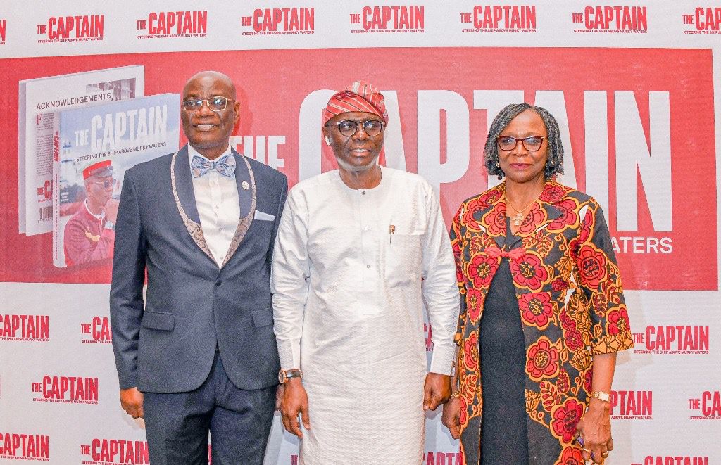 You are currently viewing <strong>SANWO-OLU, DONS PRAISE PROF. OGUNDIPE, AS OUTGOING UNILAG VC LAUNCHES MEMOIR</strong>