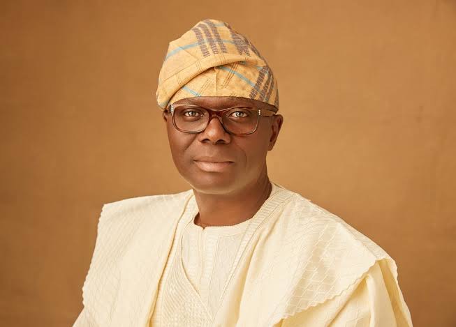 You are currently viewing EASTER: SANWO-OLU PREACHES UNITY, PEACE, LOVE AMONG NIGERIANS