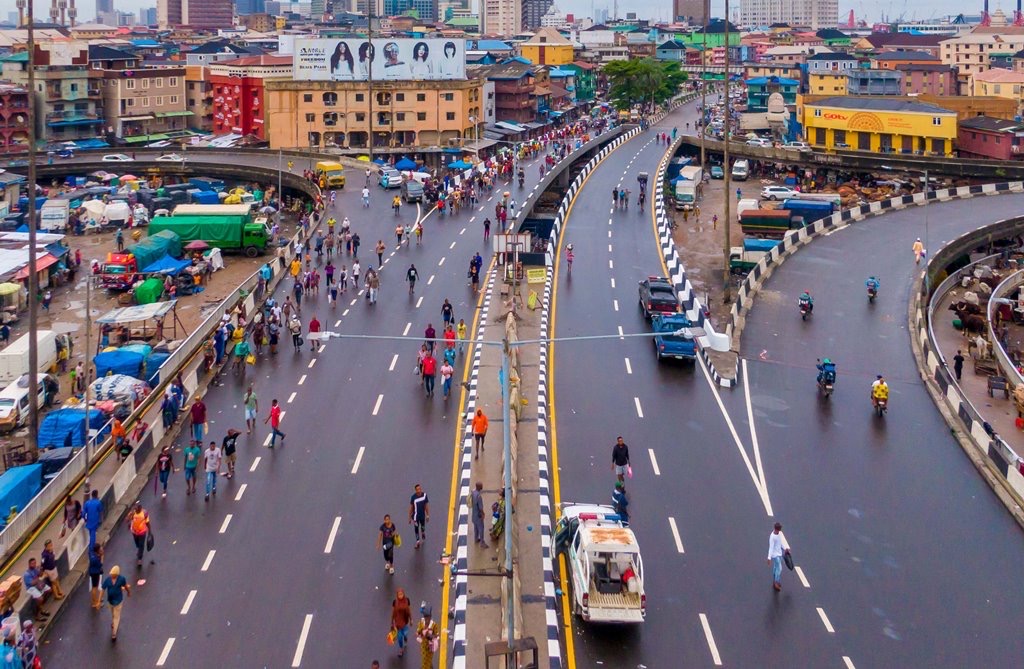 Read more about the article RELIEF FOR MOTORISTS IN LAGOS AS FEDERAL GOVT RE-OPENS EKO BRIDGE