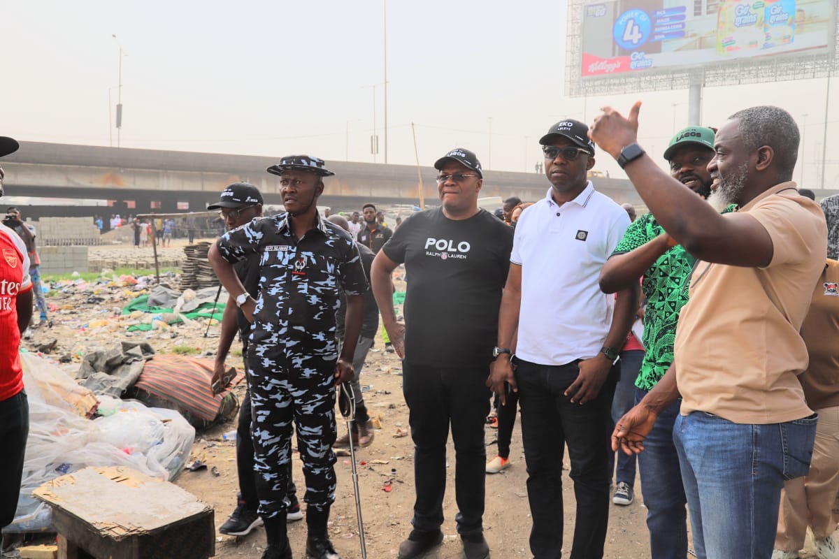 Read more about the article LAGOS GIVES 5 DAYS QUIT NOTICE TO SQUATTERS UNDER IJORA CAUSEWAY BRIDGE/BLUE LINE BRIDGE