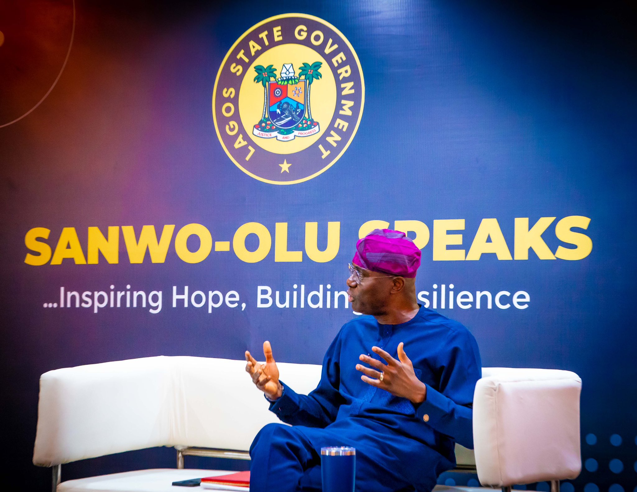 Read more about the article HARDSHIP: SANWO-OLU ROLLS OUT RELIEF MEASURES, REDUCES WORK DAYS FOR LAGOS CIVIL SERVANTS