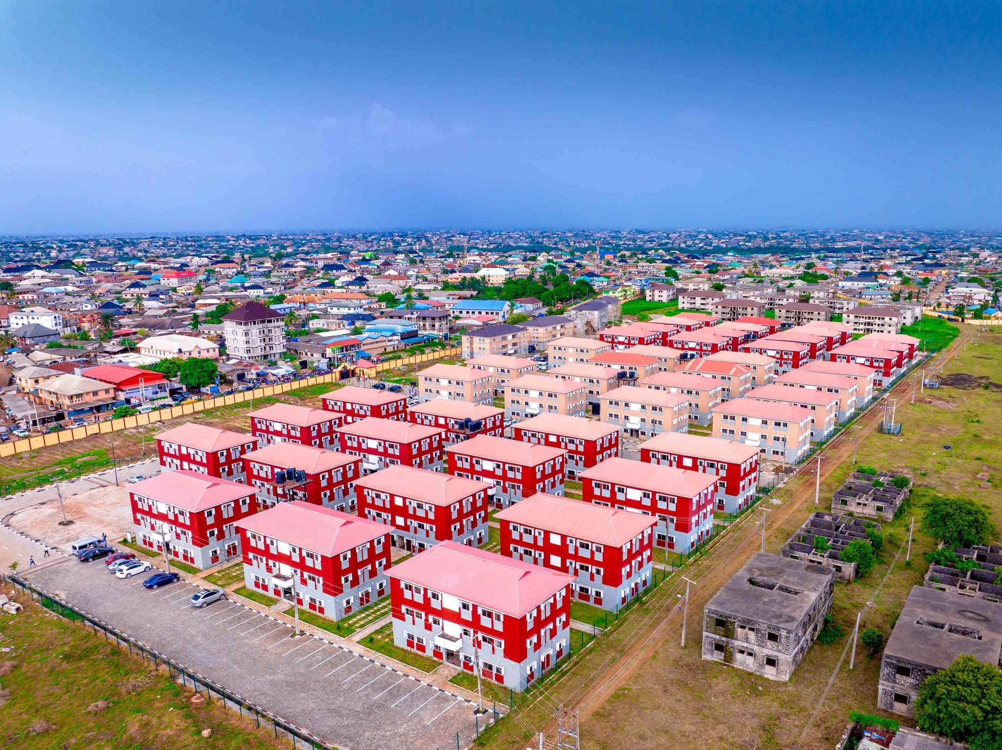 You are currently viewing SANWO-OLU COMMISSIONS 270 HOUSING UNITS IN EGAN-IGANDO 