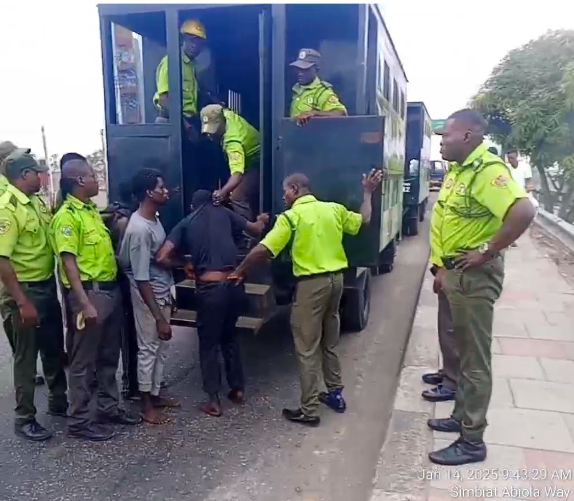 Read more about the article Lagos State Enforcement Team Apprehends 9 Miscreants in Ikeja