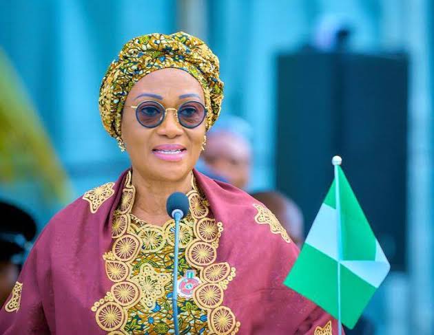 You are currently viewing Re: LAGOS ASSEMBLY CRISIS– Lawmakers Refute Allegations Against First Lady, Senator Oluremi Tinubu