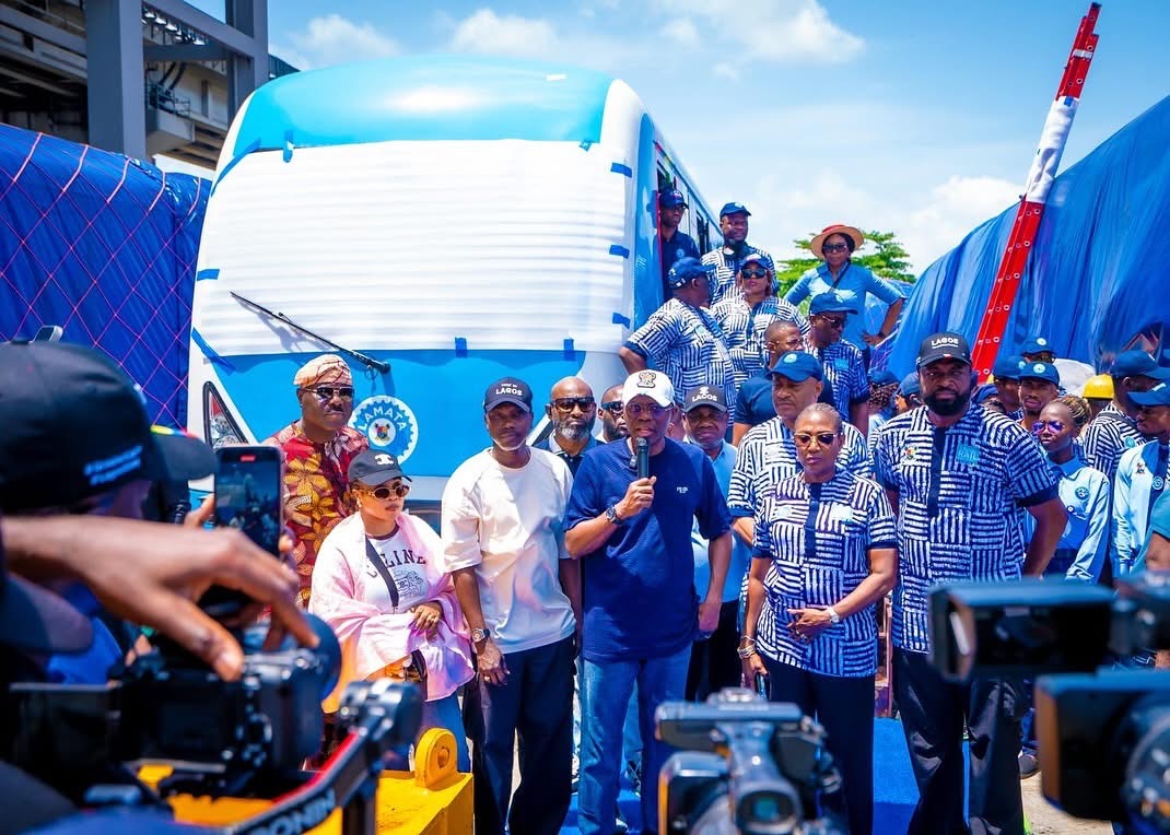 You are currently viewing SANWO-OLU HAILS TINUBU FOR BLUE LINE SUPPORT