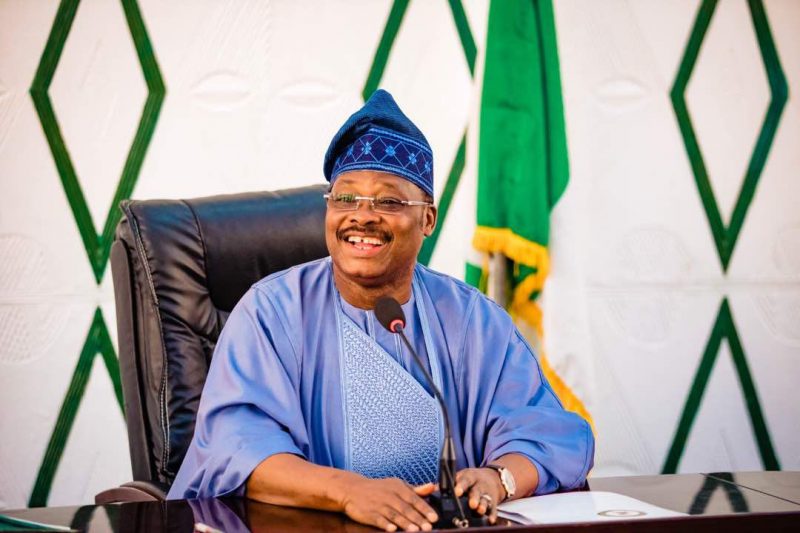 Read more about the article Olajide Olatubosun pays Tribute to Senator Abiola Ajimobi on his 76th Post – humous birthday.