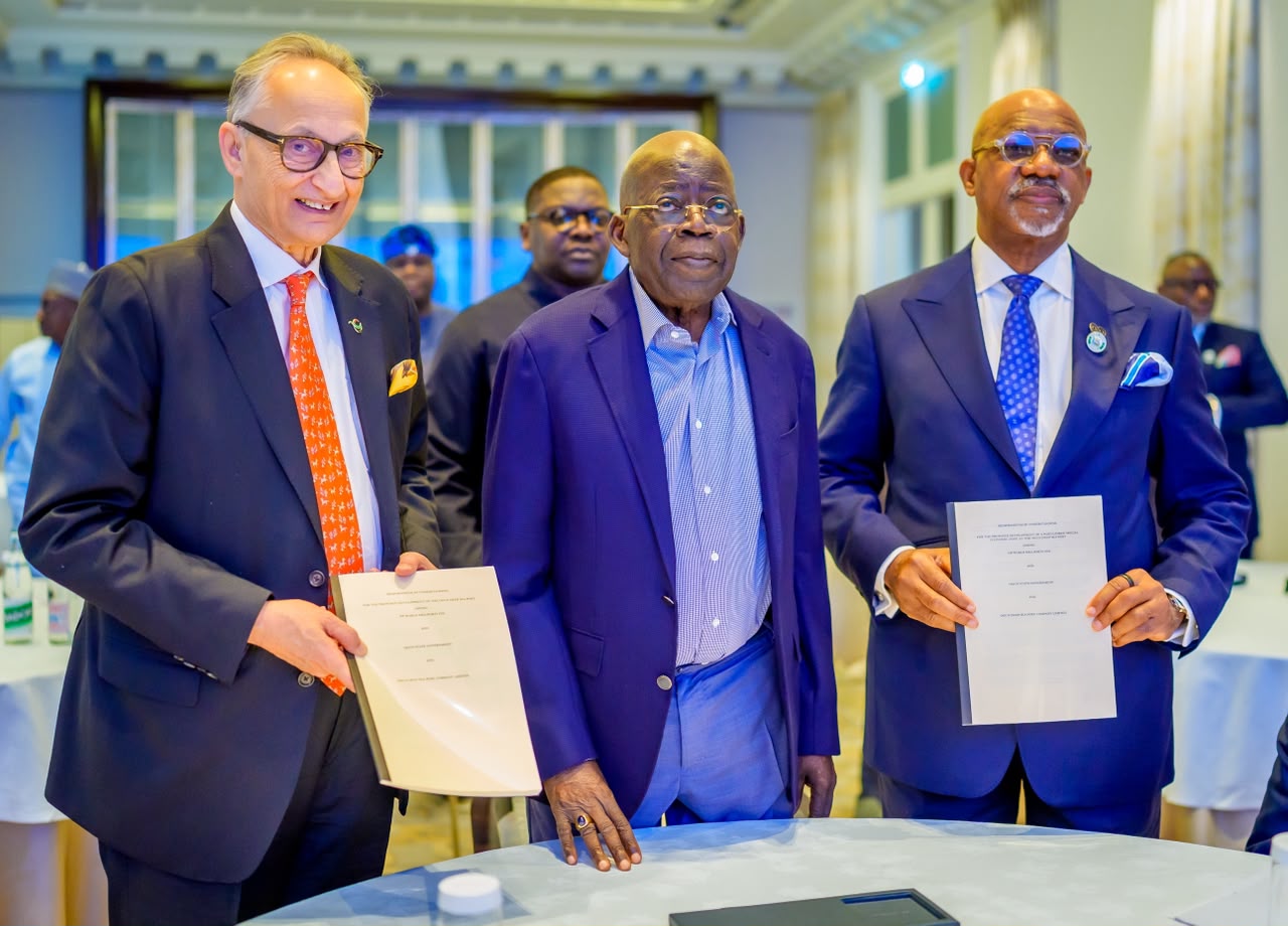 You are currently viewing IN PARIS, AS OGUN STATE, DP WORLD SIGN MOU ON DEEP SEA PORT, PRESIDENT TINUBU ASSURES INVESTORS OF REGULATORY CLARITY