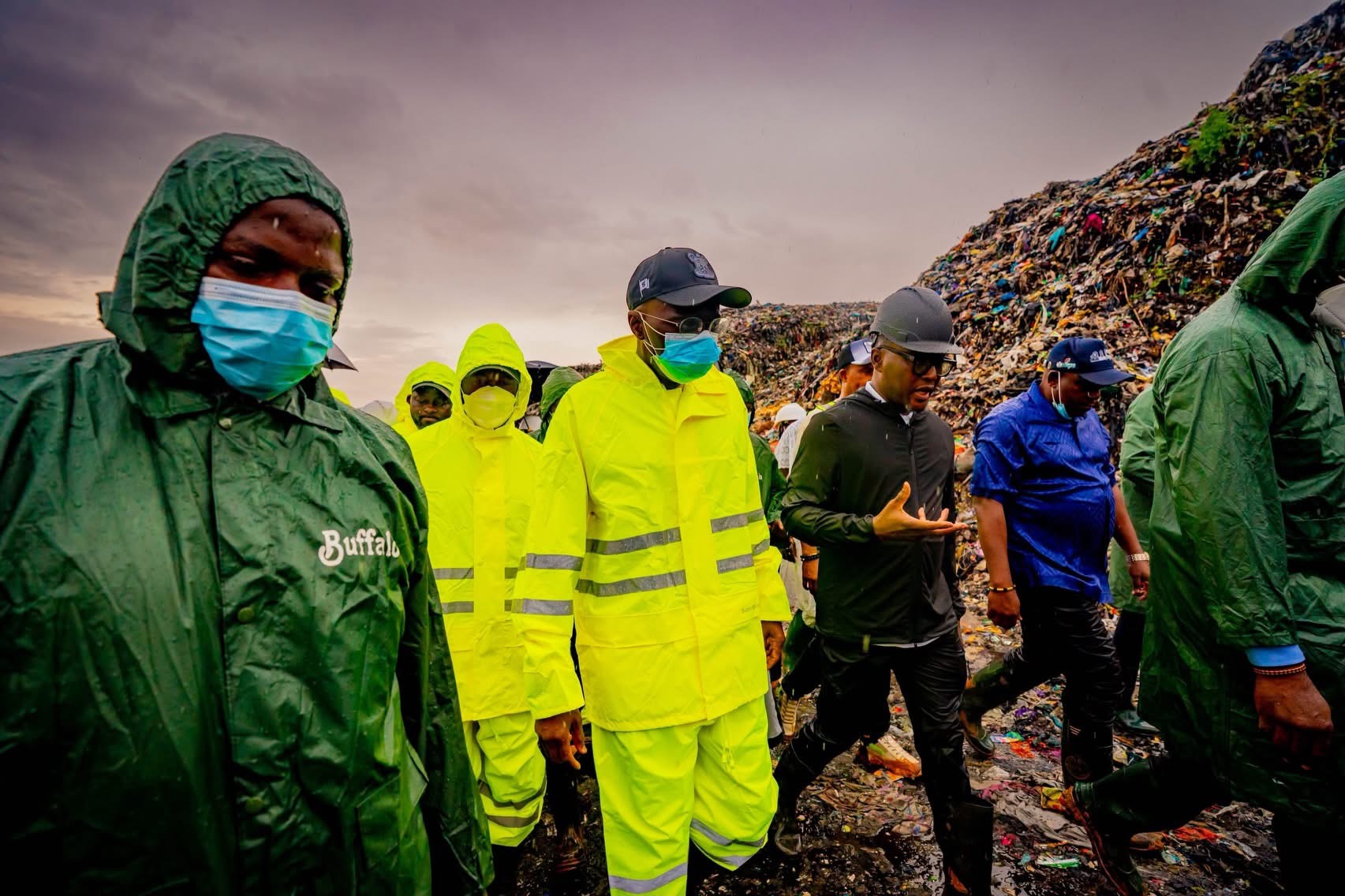You are currently viewing SANWO-OLU VISITS OLUSOSUN DUMP SITE, ROLLS OUT MEASURES TO ADDRESS LAGOS WASTE MANAGEMENT CHALLENGES